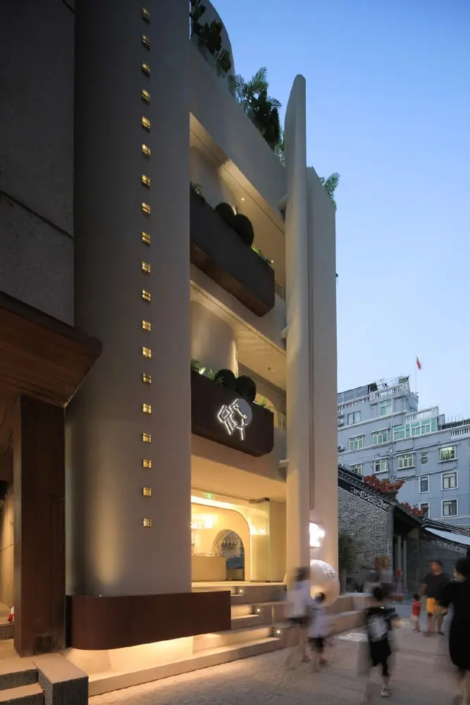 喜茶全国首家手造店传递手作温度