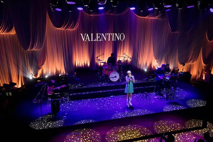 Valentino Live House 重返 70 年代