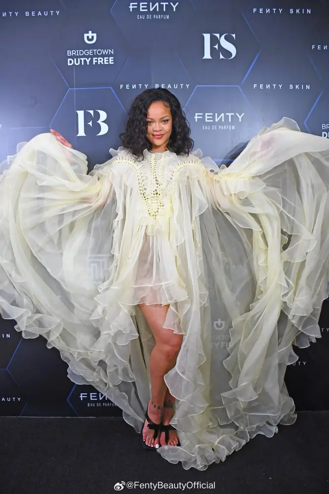 Fenty Beauty 闪耀登陆加勒比地区