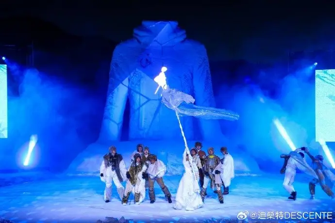 迪桑特重返阿勒泰开启「一切始于滑雪」发布会