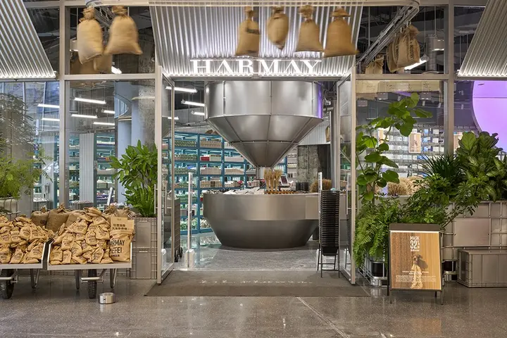 HARMAY 話梅华东双店相继启幕