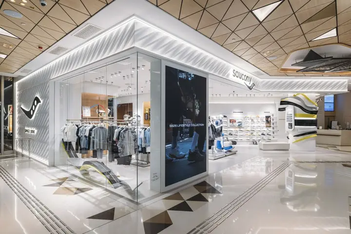 Saucony 索康尼香港首店落子 K11