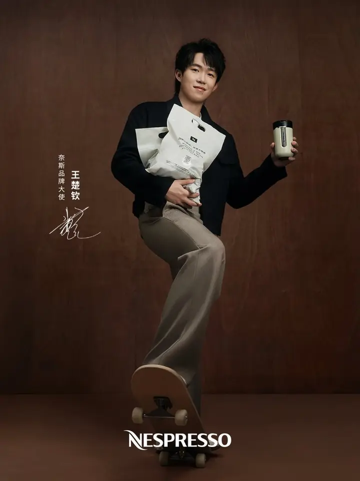 Nespresso 用回收咖啡渣打造公共座椅