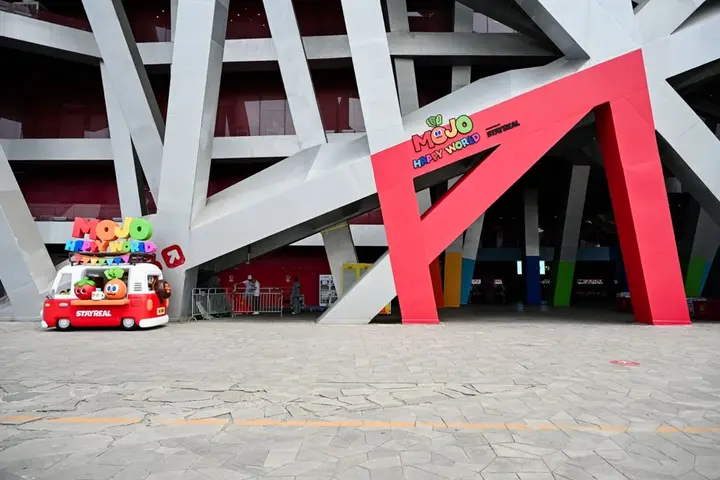 STAYREAL 携 MOJO FAMILY 打卡北京两大世界级地标