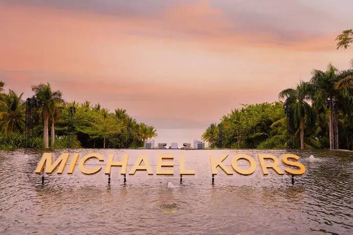 Michael Kors 携众星打造 jet set 体验活动